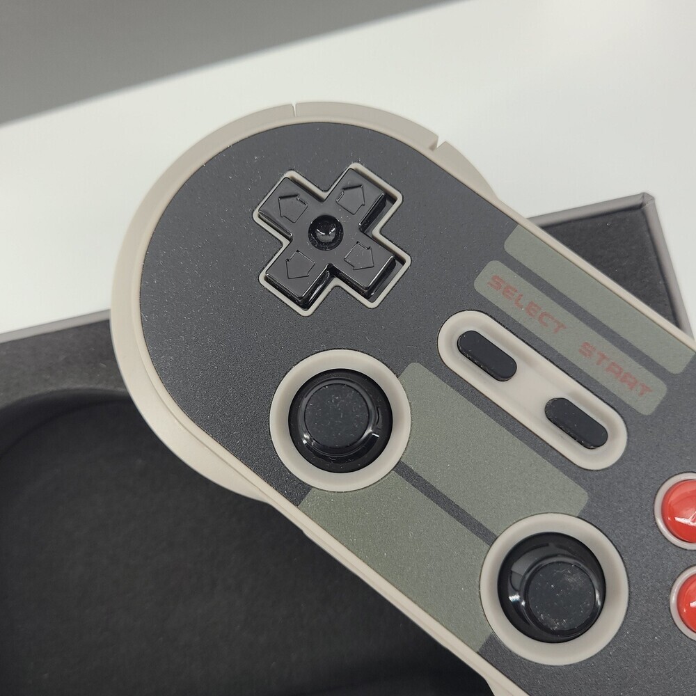 8Bitdo NES30 Pro Wireless Bluetooth Controller Gamepad PC Android Mac Boxed - Picture 2 of 14
